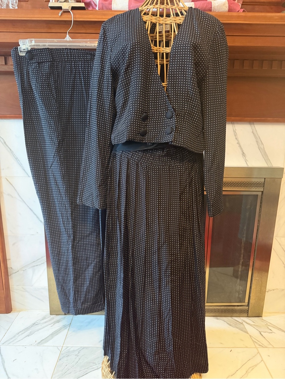 VTG 3 Piece Set Susan Bristol Blazer, Skirt and Pants in Tiny White Dot Pattern